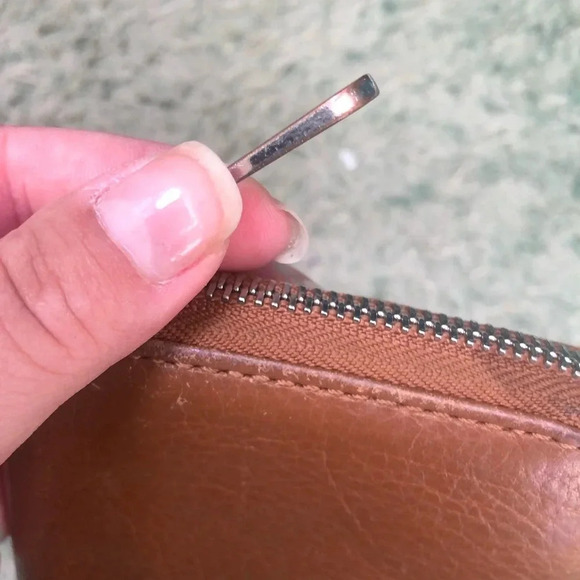 MICHAEL KORS LEATHER WALLET - Picture 6 of 9